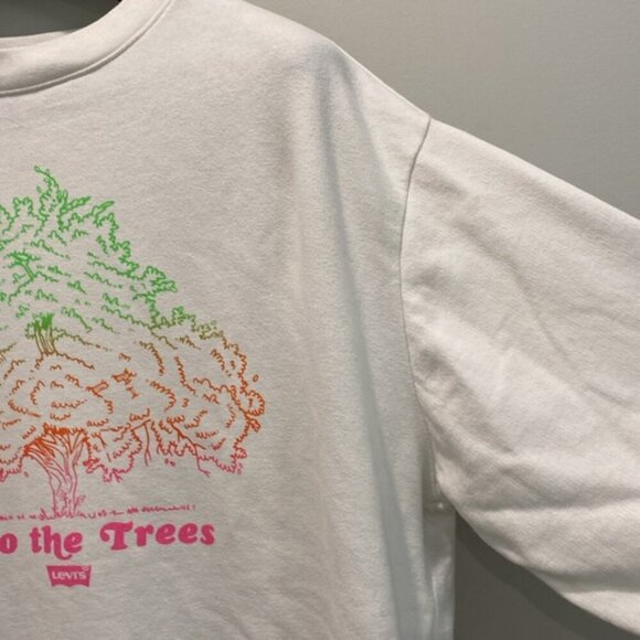 Levi's White Sweatshirt Into the Trees Fits Medium/large Oversized - Picture 5 of 10
